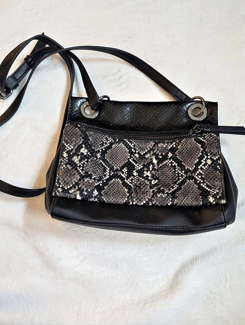Kathy Van Zeeland Snake Print Shoulder Bag in Black & Gray